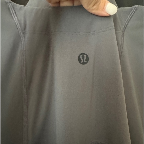 NWT Lululemon Lab Nulux and Mesh One-Piece 8" in ANCHOR - Picture 5 of 7